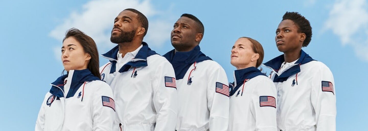 Ralph Lauren představil klimatizované uniformy na zahajovací ceremoniál olympijských her v Tokiu