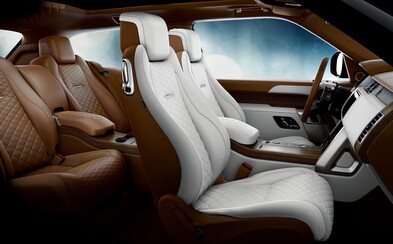 Range Rover uvádí SUV klenot, který má jen jeden pár dveří a ultraluxusní dvoubarevný interiér Range Rover uvádí SUV klenot, který má jen jeden pár dveří a ultraluxusní dvoubarevný interiér