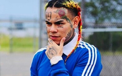 Raper zaplatil 6ix9ineovi 100-tisíc dolárov za feat, teraz ho žaluje. Práva na skladbu si nárokuje Tekashiho vydavateľstvo Raper zaplatil 6ix9ineovi 100-tisíc dolárov za feat, teraz ho žaluje. Práva na skladbu si nárokuje Tekashiho vydavateľstvo