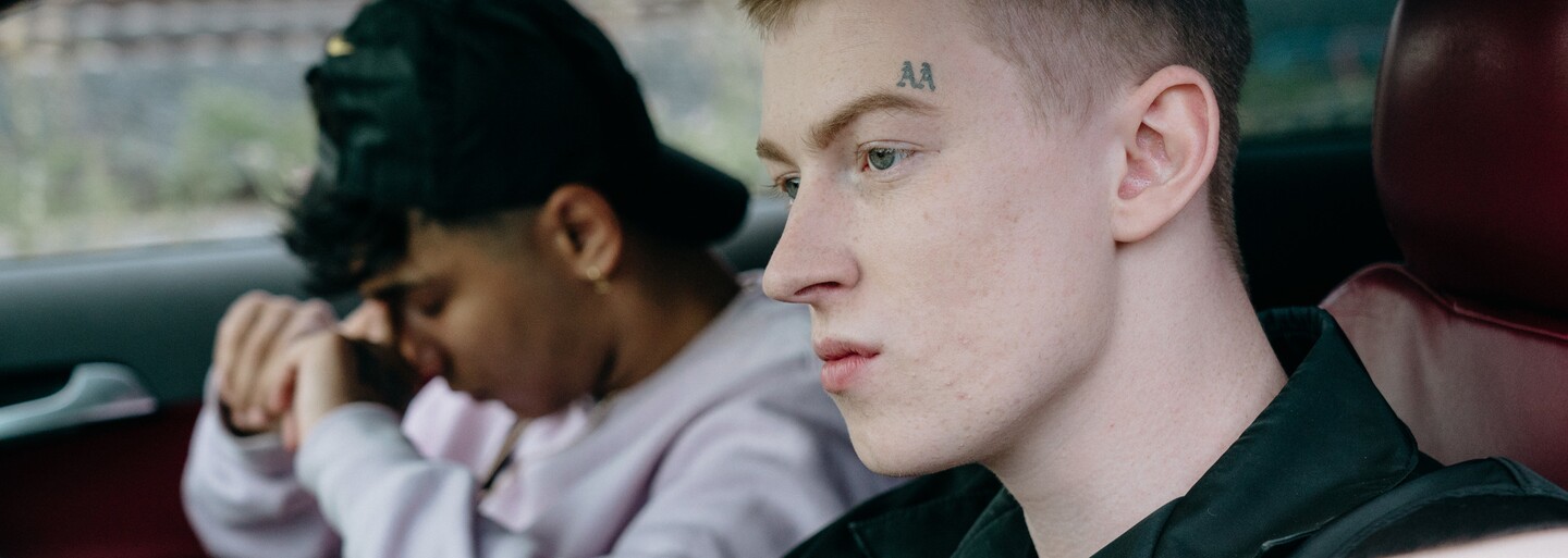 RECENZE: Banger s Mišíkem a Barracudou má potenciál stát se fenoménem