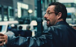 Recenzia: Adam Sandler predvádza v Uncut Gems herecký galakoncert. Geniálny film ti svojou energiou a tempom nedá vydýchnuť