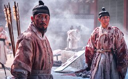 Recenzia: Kingdom je najlepší seriál, ktorý nepozeráš. Vynikajúcu 2. sériu zombie akcie zhltneš za jeden deň