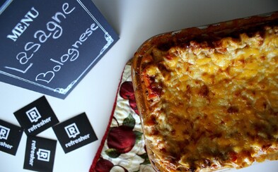 REFRESHER recept: Zavítej do italské kuchyně a překvap své hosty chutnými boloňskými lasagnemi REFRESHER recept: Zavítej do italské kuchyně a překvap své hosty chutnými boloňskými lasagnemi