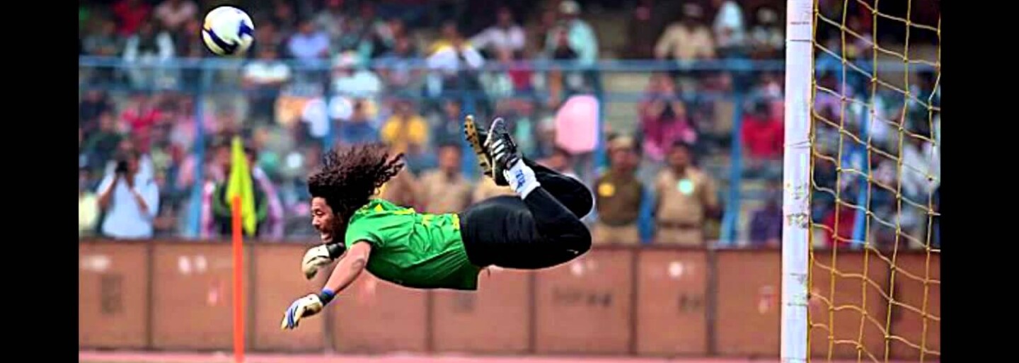 René Higuita si po dvadsiatich rokoch opäť zaspomínal na svoj legendárny scorpion kick