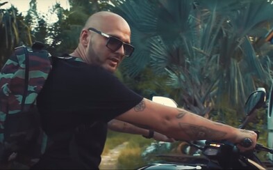 Repíky starej matere po šieste alebo ako znie Rytmusov rap naživo a bez efektov Repíky starej matere po šieste alebo ako znie Rytmusov rap naživo a bez efektov