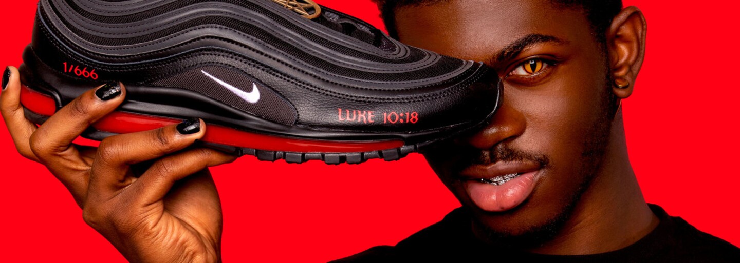 Reselleri predávajú „satanistické“ Air Maxy za 25 000. Nike po žalobe žiada, aby ich zákazníci vrátili