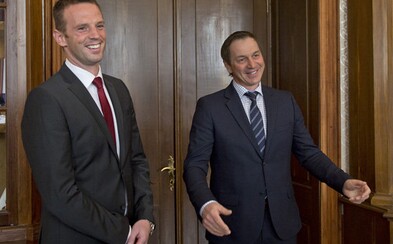Richard Lintner bude kandidovať na pozíciu prezidenta slovenského hokeja. Podporia ho aj kapacity ako Peter Bondra či Miro Šatan Richard Lintner bude kandidovať na pozíciu prezidenta slovenského hokeja. Podporia ho aj kapacity ako Peter Bondra či Miro Šatan