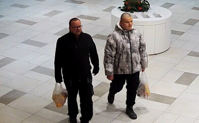 Řidič v Praze srazil 80letého seniora a ujel. Policie v souvislosti s nehodou hledá dva muže Řidič v Praze srazil 80letého seniora a ujel. Policie v souvislosti s nehodou hledá dva muže