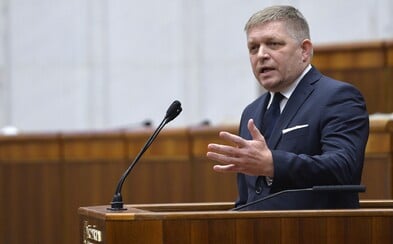 Robert Fico bude znovu kandidovať na post šéfa Smeru: Vyzerajú trápne a smiešne, sú to zradcovia, komentoval odídencov Robert Fico bude znovu kandidovať na post šéfa Smeru: Vyzerajú trápne a smiešne, sú to zradcovia, komentoval odídencov