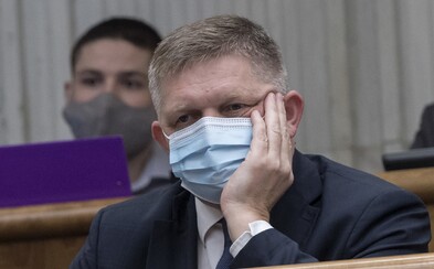 Robert Fico vyzval Petra Pellegriniho na odchod z postu podpredsedu NR SR. Má v pláne odvolať aj dvoch ministrov Robert Fico vyzval Petra Pellegriniho na odchod z postu podpredsedu NR SR. Má v pláne odvolať aj dvoch ministrov