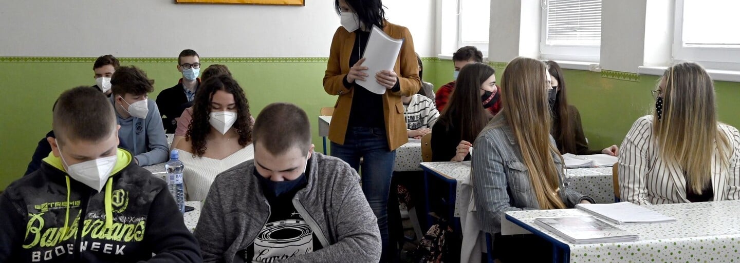 Rodiče si stěžují na přijímací zkoušky na střední školu. Tohle není ani pro maturanty, uvádí