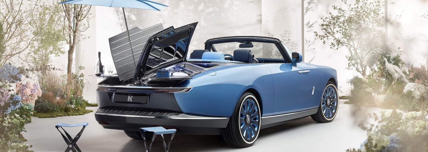 Rolls-Royce ohromil unikátním kabrioletem se slunečníkem, který může být nejdražším automobilem na světě