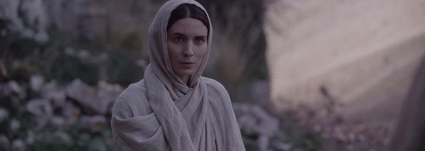 Rooney Mara ako Mária Magdaléna nadväzuje silný vzťah s Ježišom v podaní Joaquina Phoenixa. Ako sa vyrovná s jeho blížiacou sa smrťou?