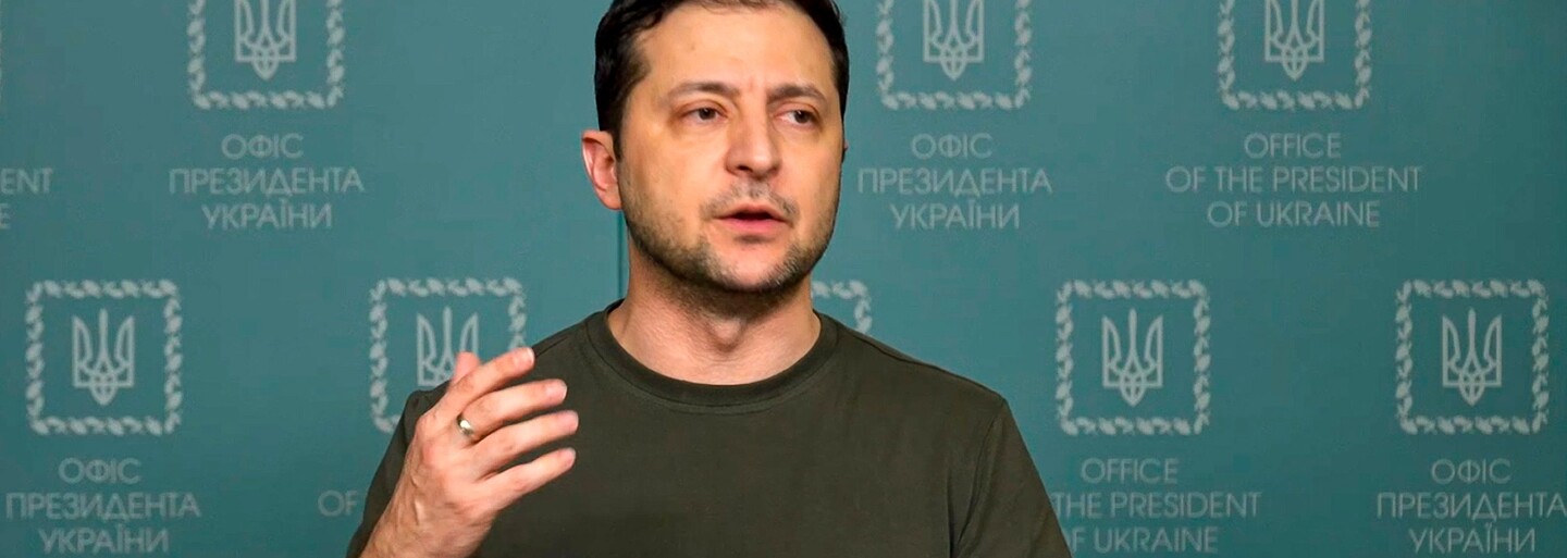 Rusko se bude zodpovídat za teror a vraždění, řekl Zelenskyj po ruském nočním útoku na ukrajinskou porodnici