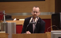 Ruský agent přiletěl do Prahy, v kufru měl jed ricin. Někteří pražští politici museli dostat ochranku, zjistil Respekt