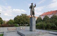 Ruský ministr obrany Šojgu navrhl trestní stíhání těch, kdo jsou odpovědní za demontáž sochy Koněva