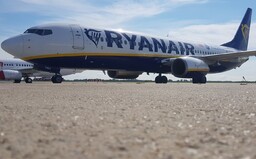 Ryanair stratil v júni 97 % cestujúcich. Opäť začína lietať aj z Bratislavy, ale situácia sa mu skomplikovala