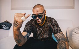 Rytmus: Milujem reklamy, ktoré luďom úplne vybijú poistky a vykrúci im papule (Rozhovor)