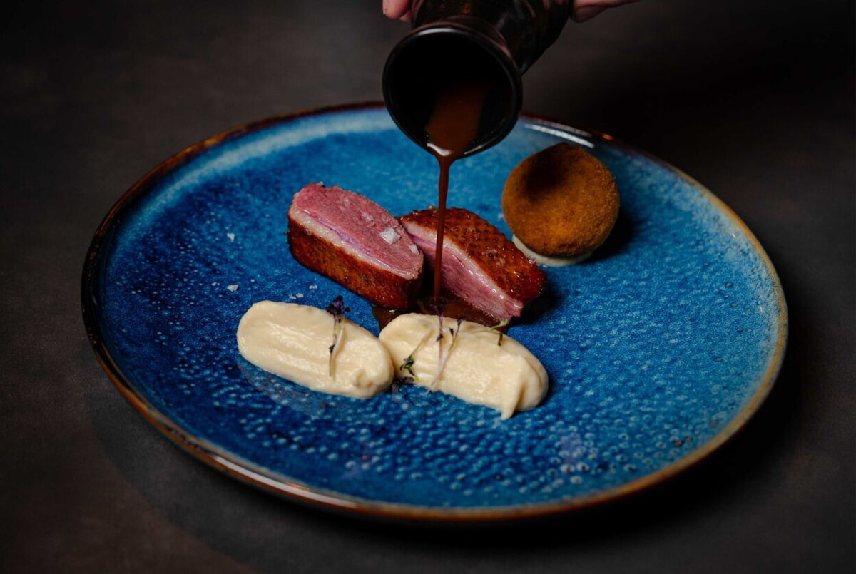 jídlo, gastronomie, restaurace