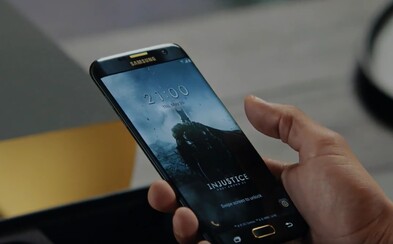 Samsung představil Batman verzi Galaxy S7 edge včetně příslušenství a speciálního softwarového motivu Samsung představil Batman verzi Galaxy S7 edge včetně příslušenství a speciálního softwarového motivu