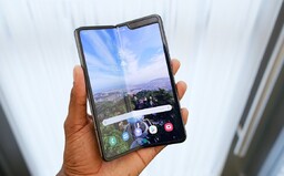 Samsung svůj ohebný telefon Galaxy Fold bleskově vyprodal