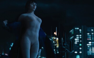 Scarlett Johansson se v posledním traileru očekávaného akčního sci-fi Ghost in the Shell mění na nezastavitelný stroj na zabíjení Scarlett Johansson se v posledním traileru očekávaného akčního sci-fi Ghost in the Shell mění na nezastavitelný stroj na zabíjení