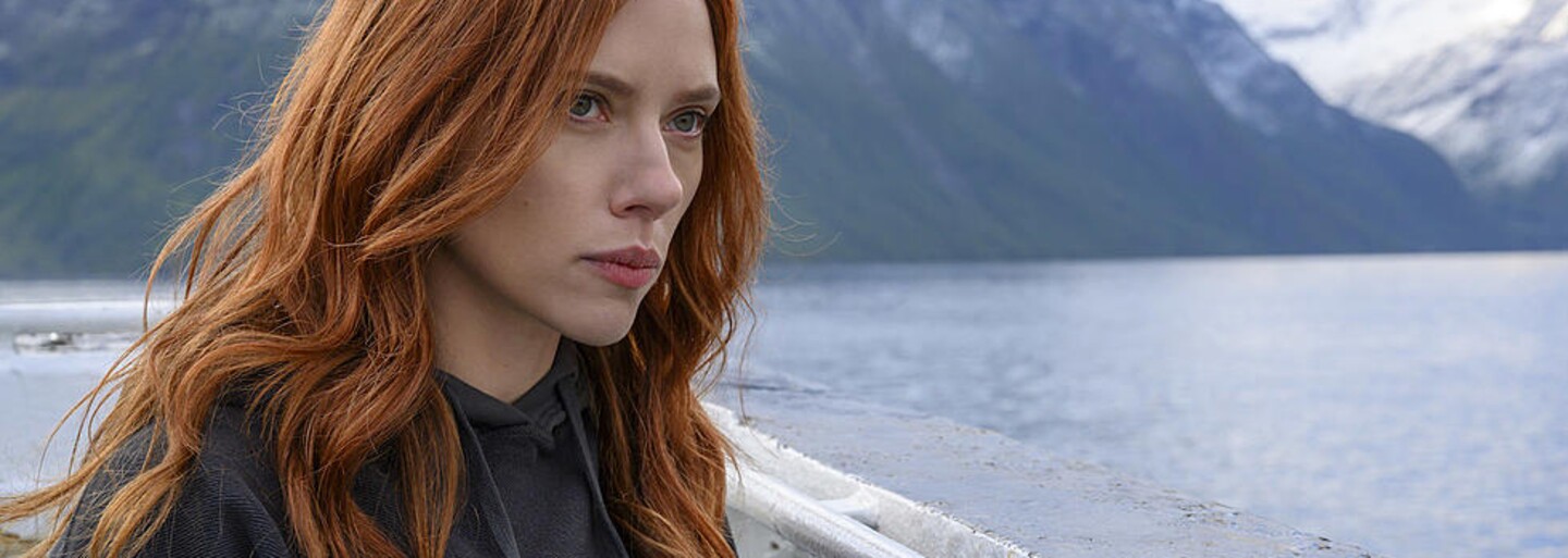 Scarlett Johansson zažalovala Disney. Prekáža jej, že Black Widow uviedli v kinách a na Disney+ súčasne