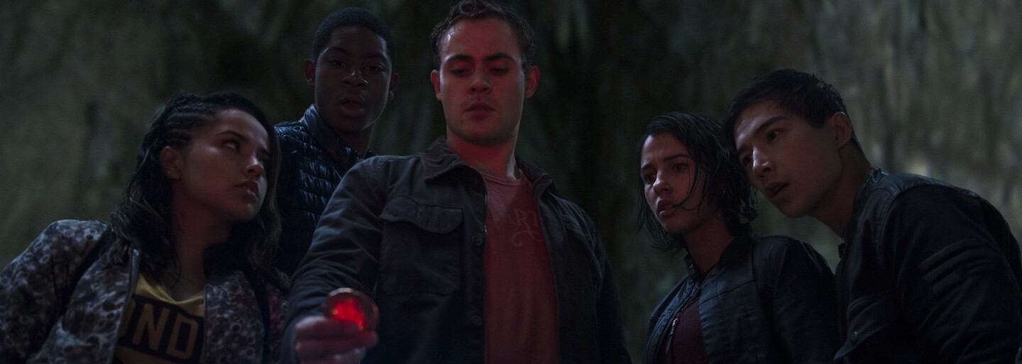 Scenárista Max Landis skritizoval trailer pre Power Rangers, pretože až priveľmi pripomína Chronicle od Josha Tranka