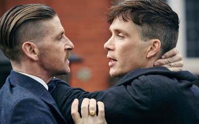 Scenárista Peaky Blinders má nápady pro další 3 série! Dorazí i Al Capone a vynikající seriál jen tak brzy neskončí Scenárista Peaky Blinders má nápady pro další 3 série! Dorazí i Al Capone a vynikající seriál jen tak brzy neskončí