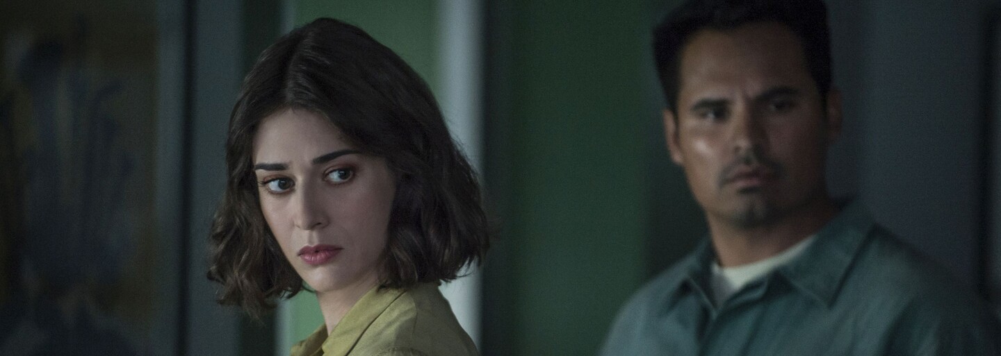 Sci-fi thriller o mimozemskej invázii s Michaelom Peñom stavil na nezáživnú akciu a lacné triky (Recenzia)
