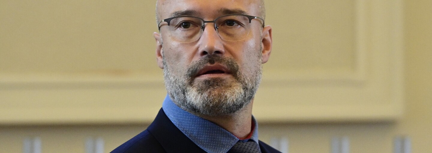 Šéf rozvědky Mlejnek kvůli kritice rezignuje. Ve funkci strávil 54 dní
