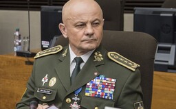 Šéf štátnej inštitúcie mal plat aj viac ako 10-tisíc €, 22 lukratívnych nehnuteľností vysvetliť nevie