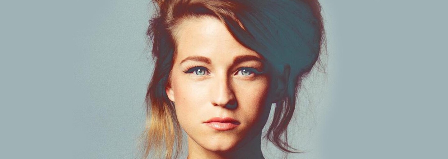 Selah Sue je späť s videoklipom k piesni Alone, poznáme dátum vydania albumu