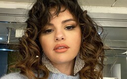 Selena Gomez a The Weeknd si posílají vzkazy přes skladby. Fanoušci věří, že je stále zamilovaná