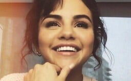 Selena Gomez sa definitívne lúči s Justinom Bieberom. Ďakuje mu, že ju spravil silnejšou, videoklip natočila na iPhone 11 Pro