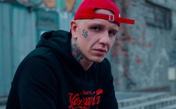 Sergei Barracuda dissuje Pastora za to, že prodává roušky za skoro 300 Kč. Před koronavirem ani neochrání