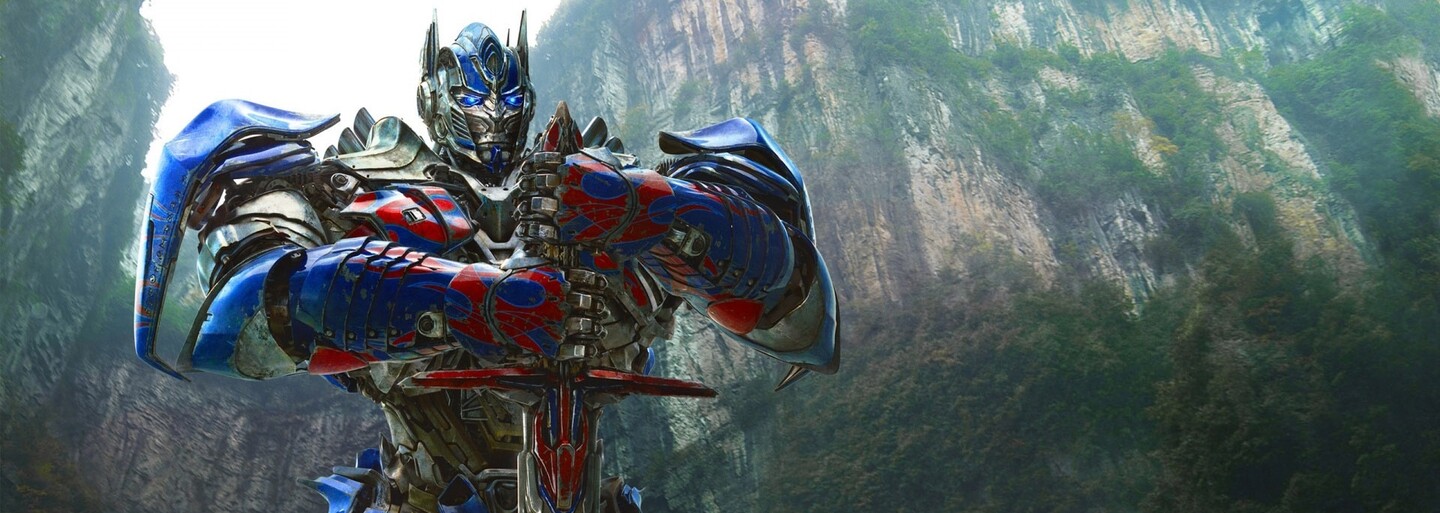 Séria Transformers zaradila spiatočku a pravdepodobne ju čaká zmena. Paramount zrušil premiéru 6. dielu