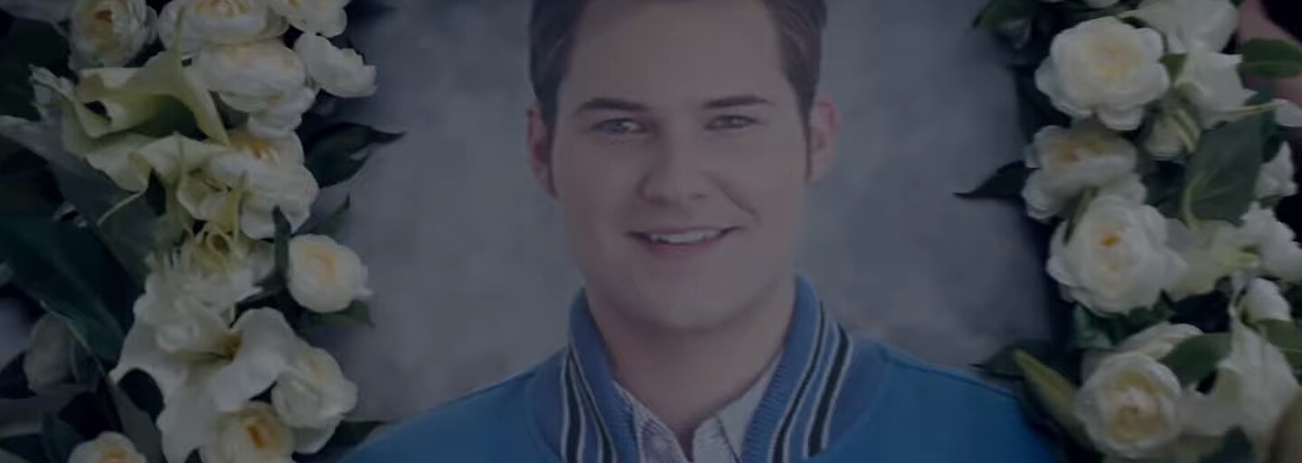 Seriál 13 Reasons Why stále nekončí. V 3. sérii sa bude pátrať po vrahovi medzi študentmi