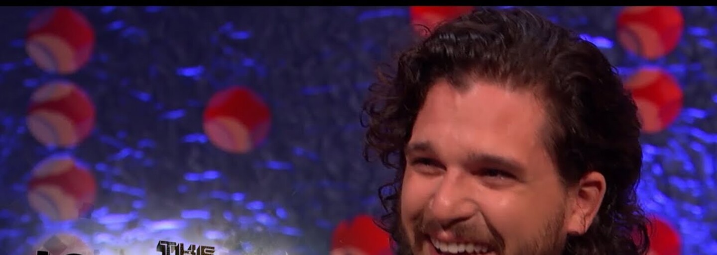 Seriálový Jon Snow na smrť vystrašil snúbenicu Rose Leslie. V chladničke jej nechal svoju mŕtvu hlavu