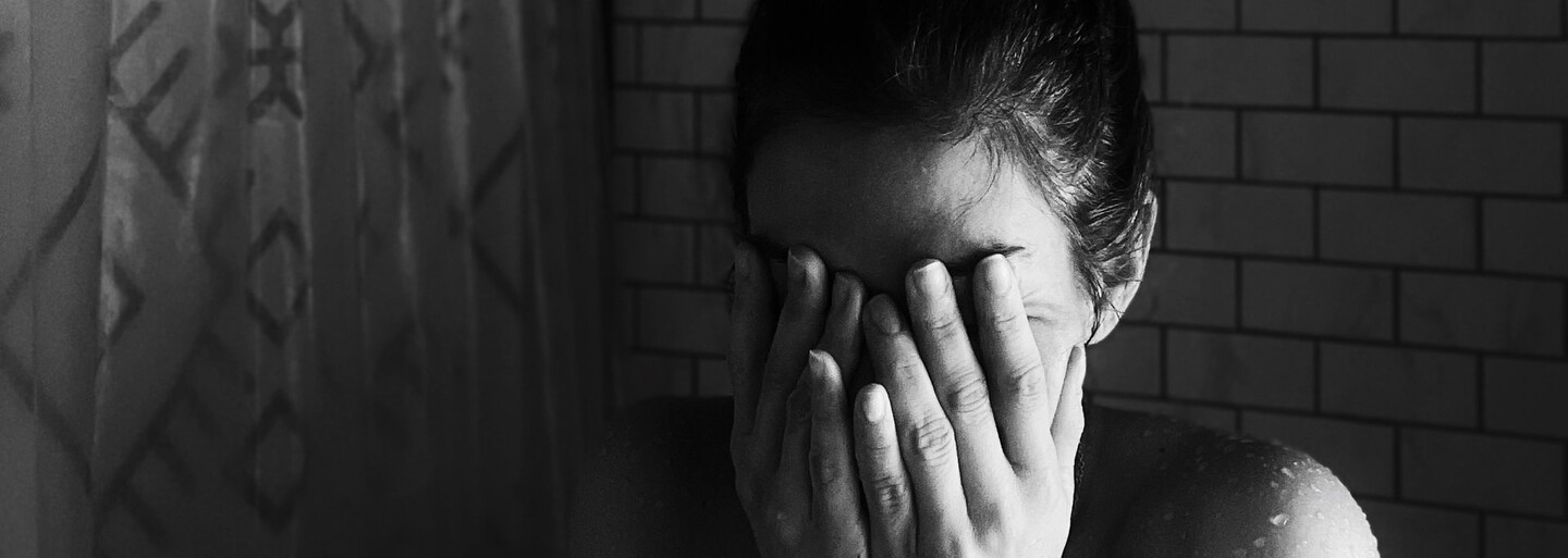 Sex bez souhlasu je znásilnění. Španělsko schválilo redefinici sexuálního násilí