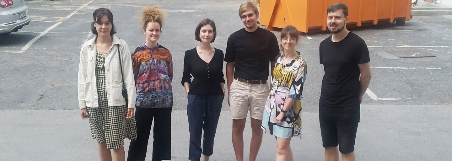 Sexualizované násilí na Univerzitě Karlově je vážný problém. Studentská iniciativa Nahlas hledá řešení (Rozhovor)