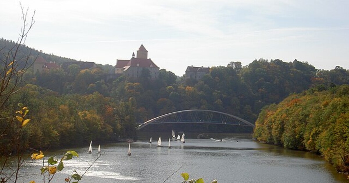 Tragédie v Brně. V přehradě se utopil podnapilý muž, policie vydala rady pro bezpečné koupání
