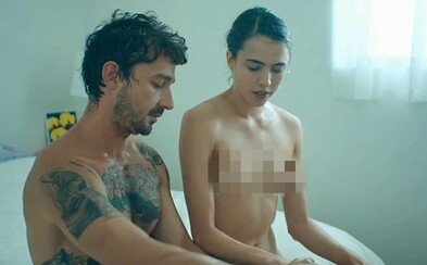 Shia LaBeouf sa s hereckou partnerkou oddáva erotickým hrám plným vášne Shia LaBeouf sa s hereckou partnerkou oddáva erotickým hrám plným vášne