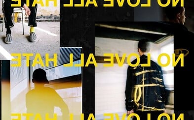 Skate značka UKNOW a umelec Martin Lukáč vymenili v kolekcii NO LOVE ALL HATE maliarske plátno za oblečenie Skate značka UKNOW a umelec Martin Lukáč vymenili v kolekcii NO LOVE ALL HATE maliarske plátno za oblečenie