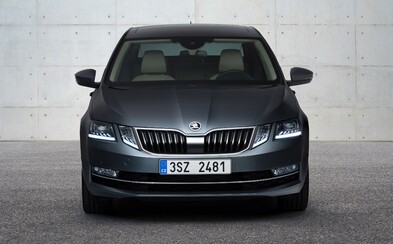 Škoda predstavuje faceliftovanú Octaviu s radikálnou zmenou prednej časti, kde dominujú rozdelené svetlá Škoda predstavuje faceliftovanú Octaviu s radikálnou zmenou prednej časti, kde dominujú rozdelené svetlá