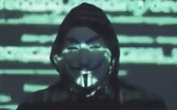 Skupina Anonymous vyhlásila Kremlu kybernetickou válku, poté vyřadila web televize Russia Today