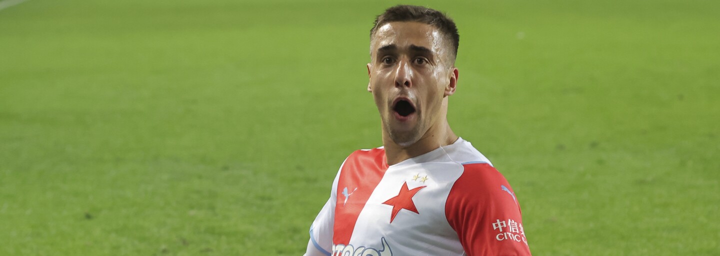 Slavia Praha splnila povinnost a rozdrtila St Joseph's 0:4