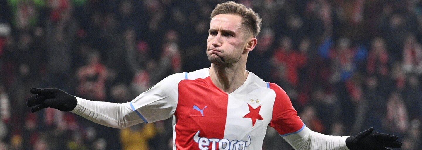 Slavia remizovala s Feyenoordem Rotterdam 2:2. Nizozemci hráli od konce prvního poločasu v deseti