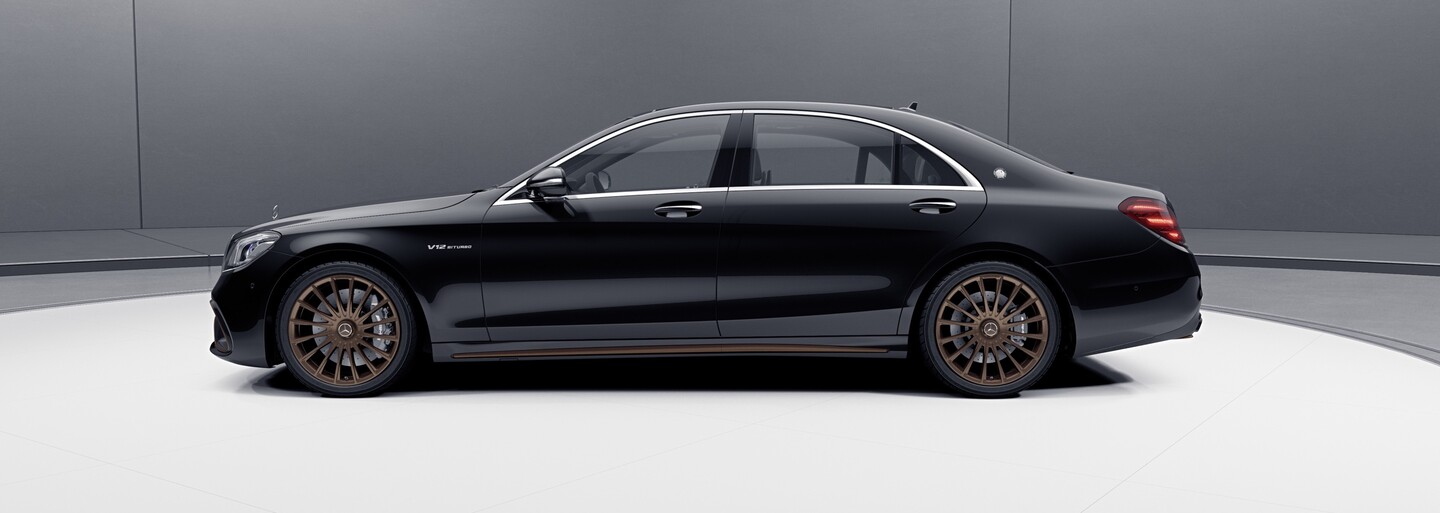 Slavná pouť dvanáctiválcových mercedesů se s exkluzivním S 65 Final Edition chýlí ke konci