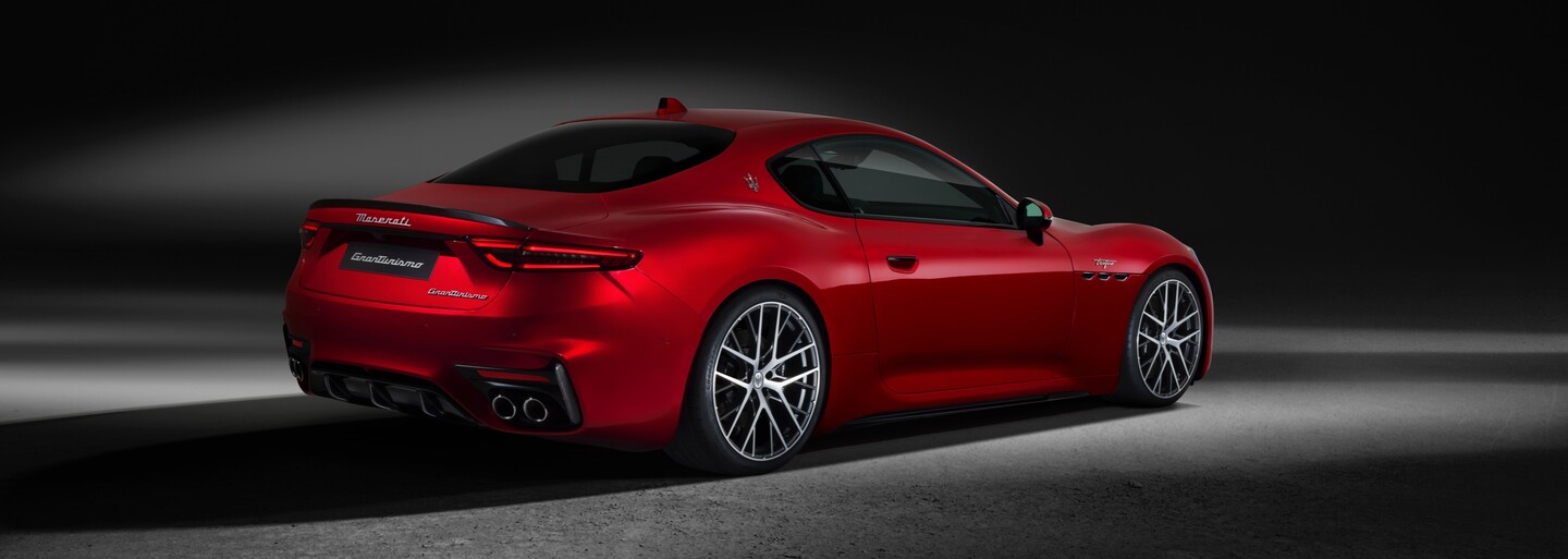 Slávne GranTurismo je späť. Maserati ho ponúkne so šesťvalcom aj ako čistý elektromobil